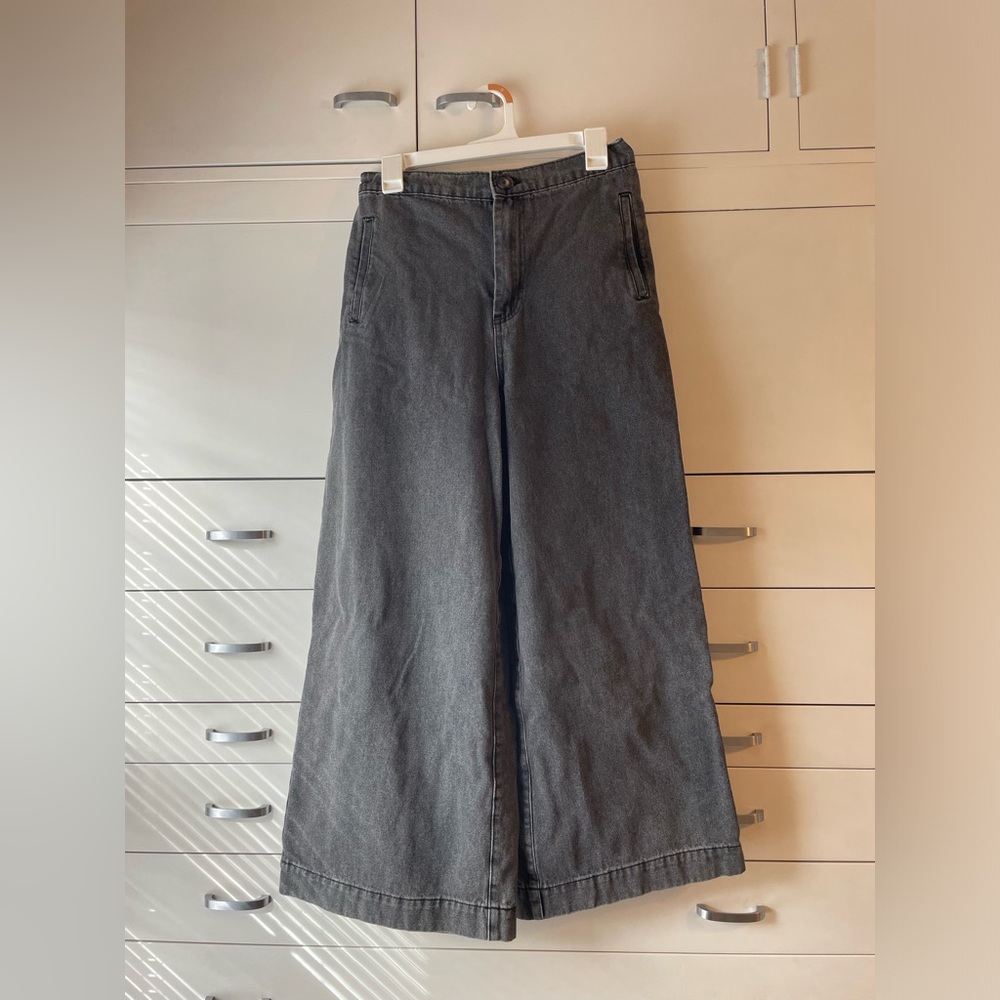Gray Wide-Leg Women's Jeans